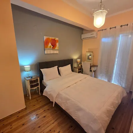 Center Lefkada City